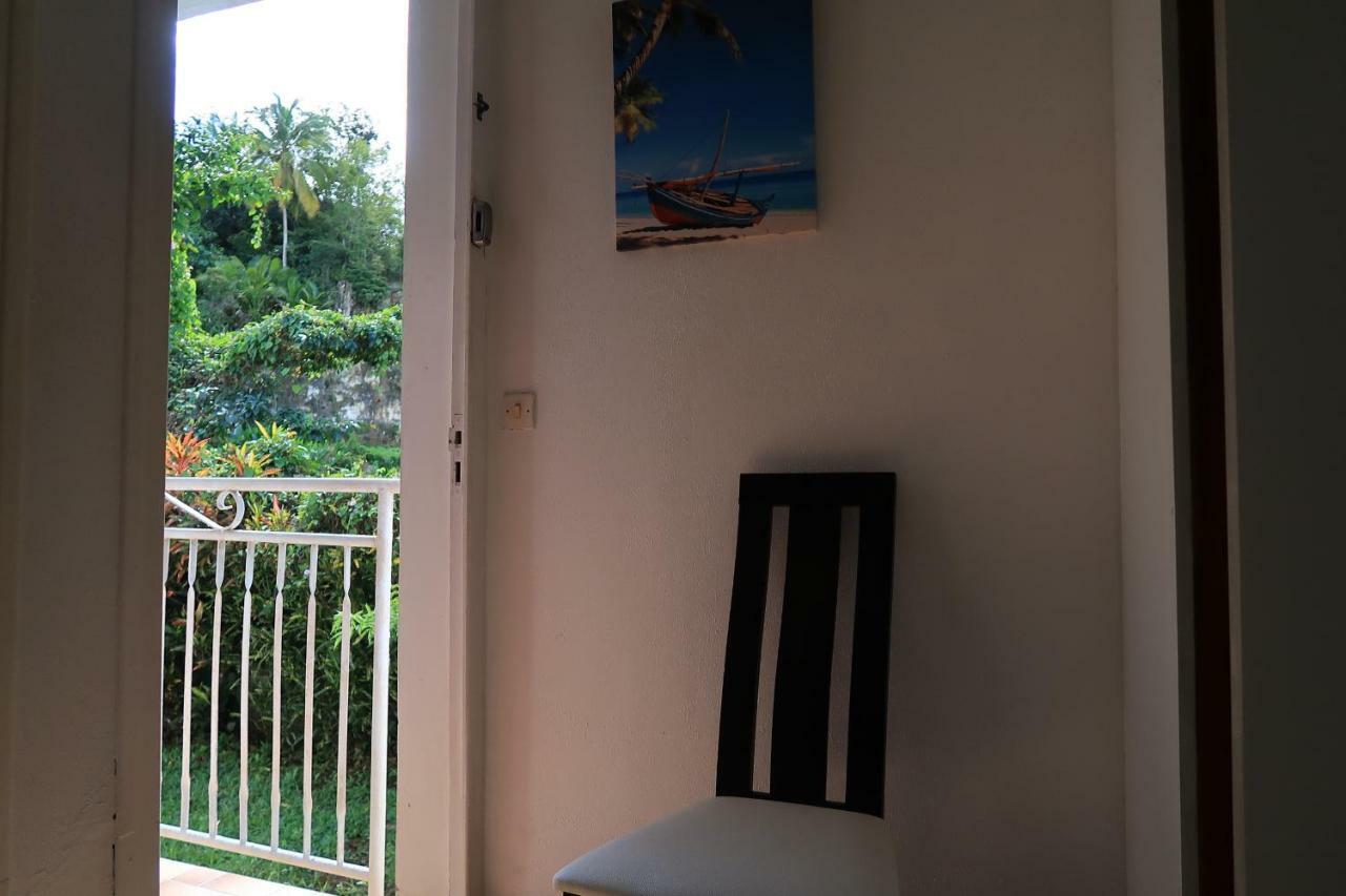 Maison Lakadri - GOSIER Leroux Le Gosier  Extérieur photo